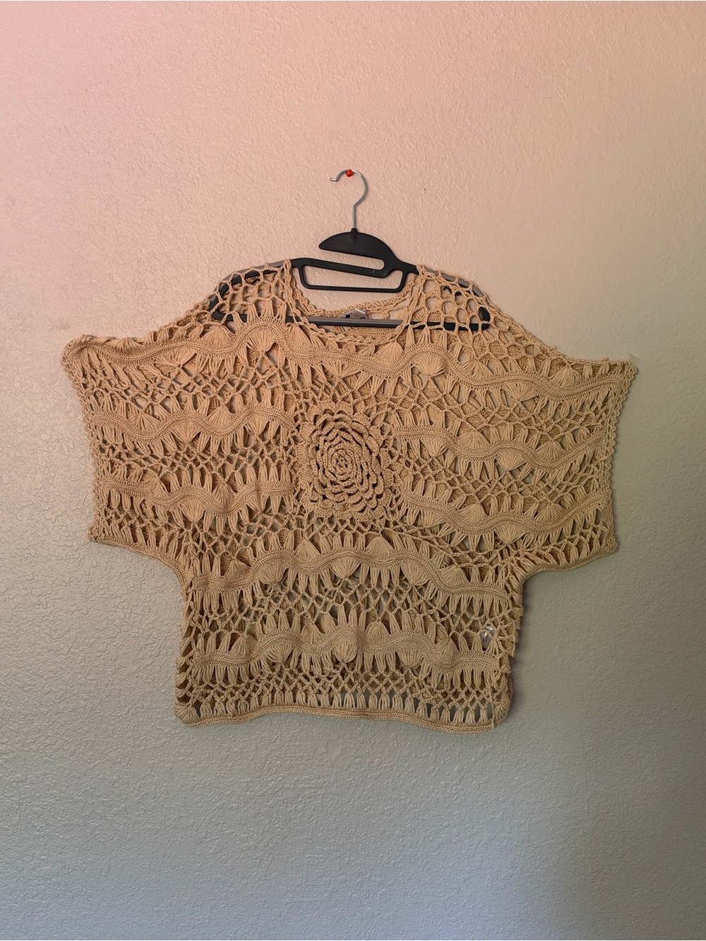 Monroe & Main Beige Crochet Openwork Short-Sleeve Sweater